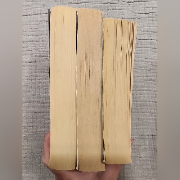 Random Book Bundle - Picture 3 of 6